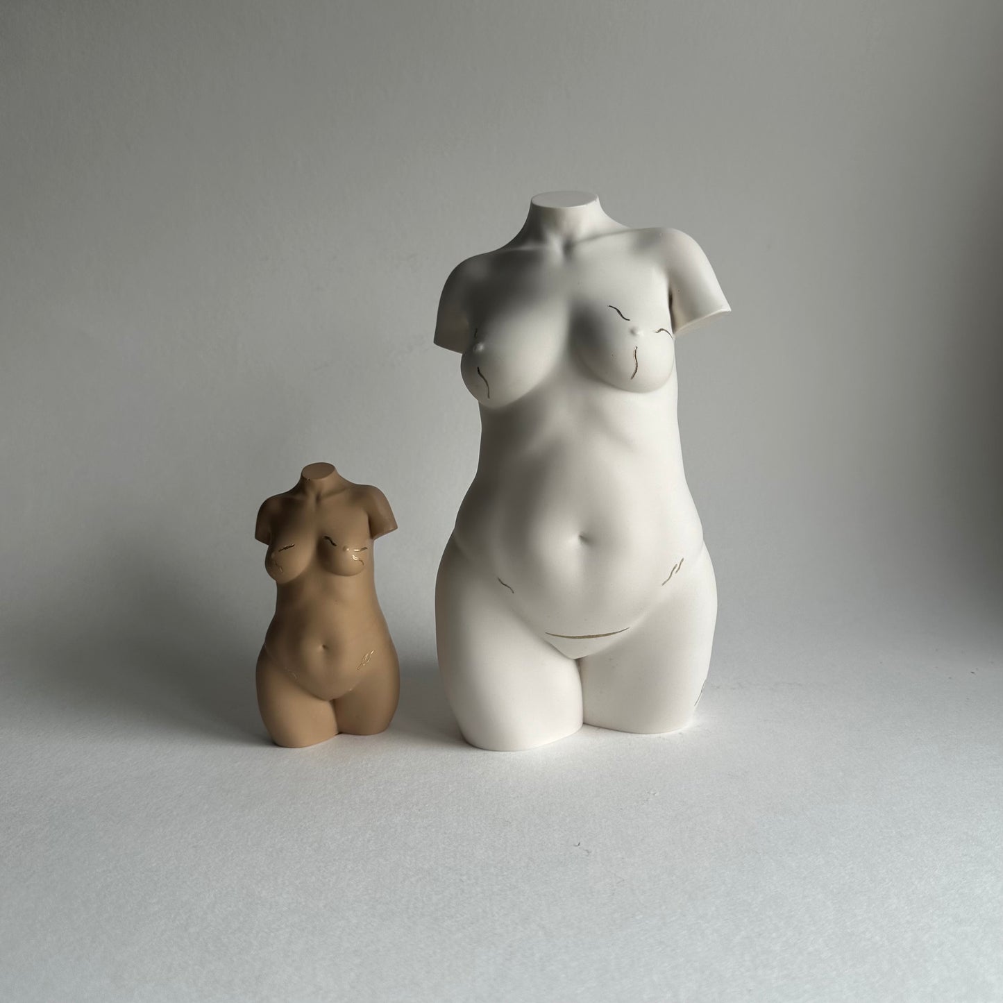 LARGE 8 inch curvy body sculpture with c section scar and stretch marks