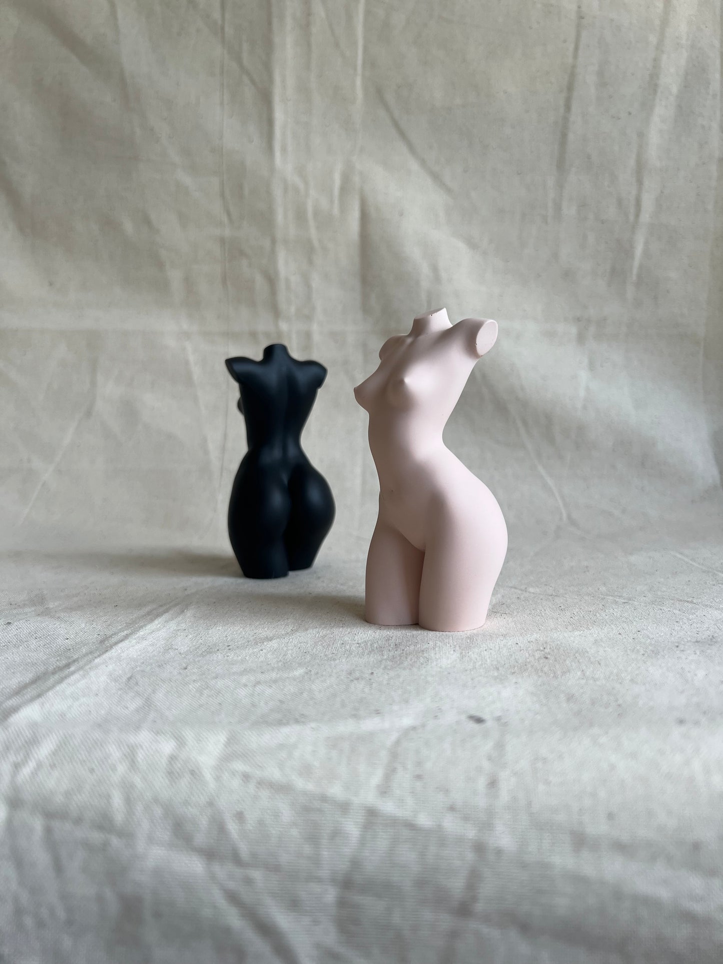 small breast body sculpture [4 inch]