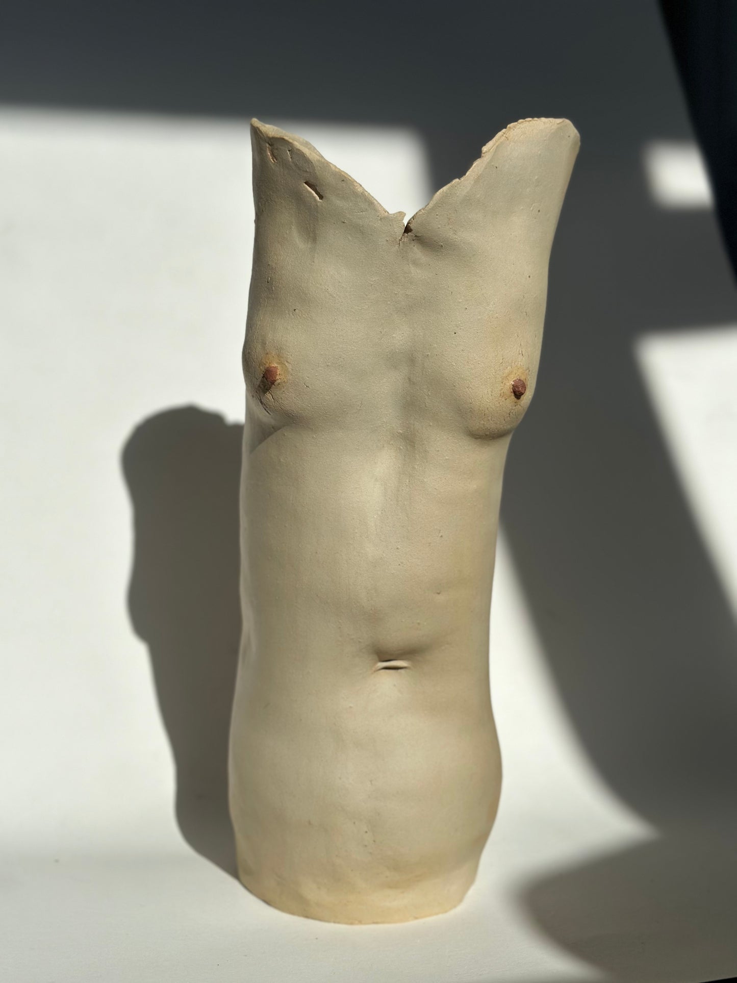 body sculpture vase, stretch marks, body positive, normative, unique pottery, ceramics art