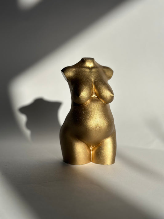 pregnant body sculpture in gold [5 inch]