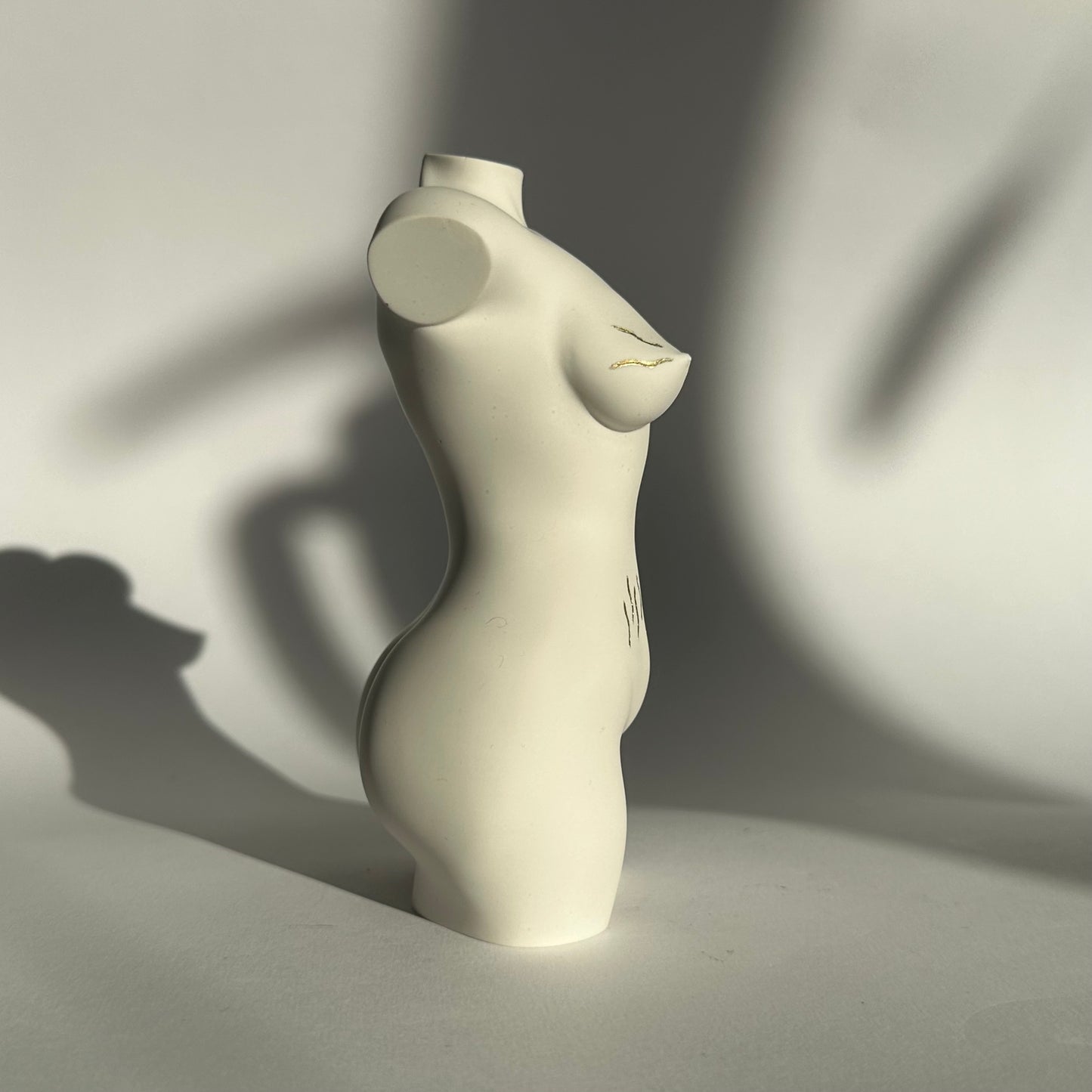 curvy body sculpture with c-section scar & stretch marks [5 inch] - ready to ship