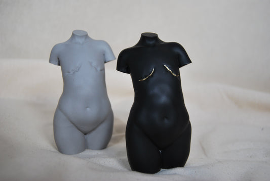 mastectomy body sculpture [4 inch]