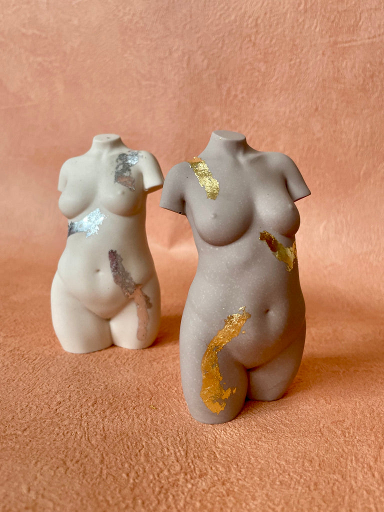 curvy body sculpture with gold|silver|copper flakes [4 inch]