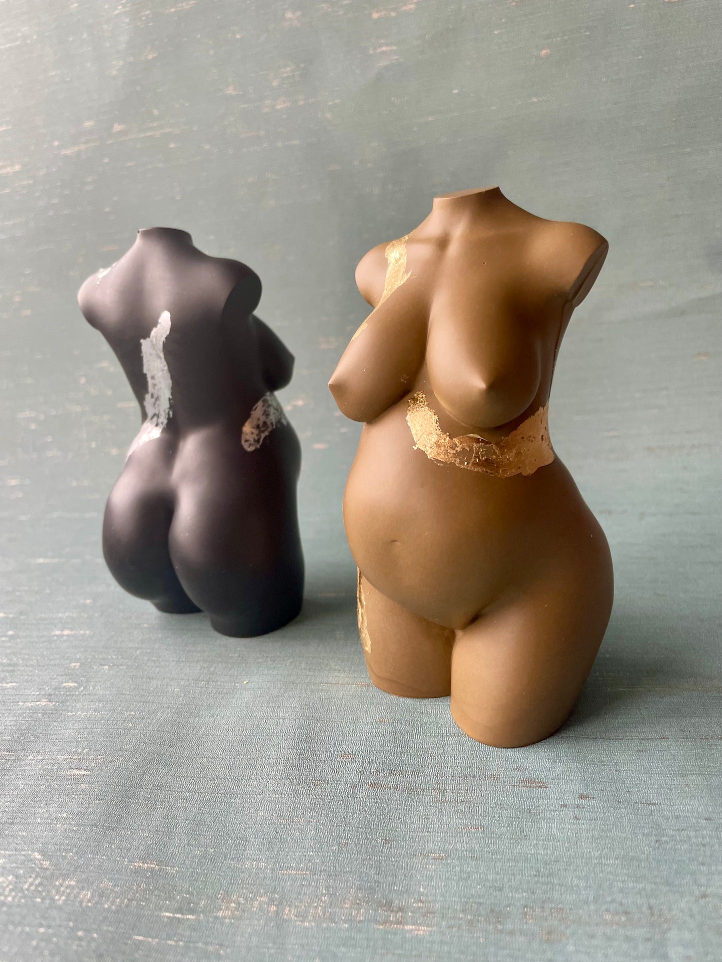 pregnant body sculpture with gold/silver/copper flakes [5 inch]